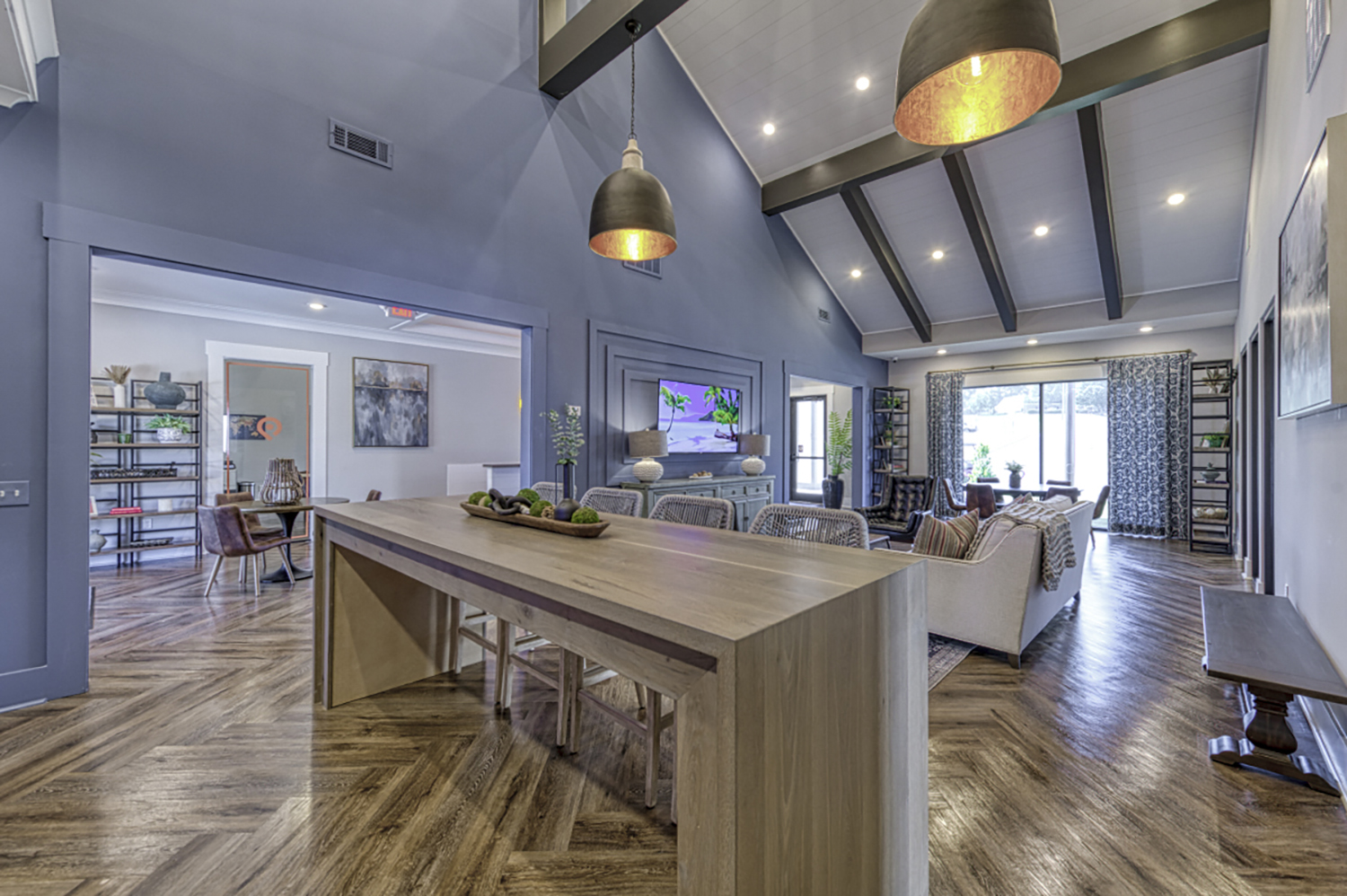 Pointe Grand Athens The Multifamily Advisory Group at Cushman & Wakefield